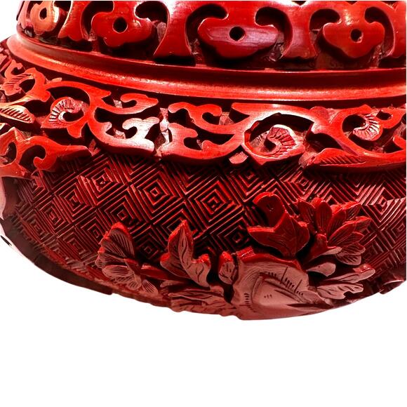 Antique Chinese Cinnabar Ornate Red Trinket Box Blue Enameled Brass Exquisite - Picture 8 of 9